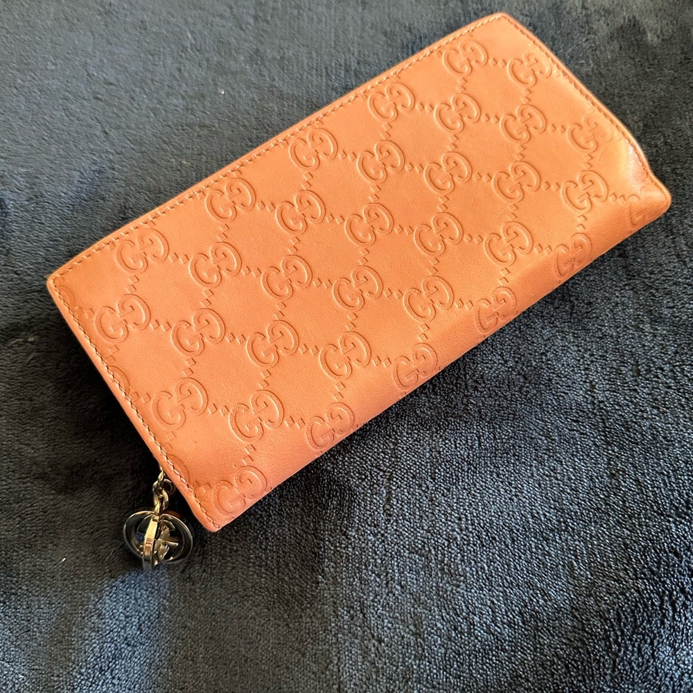 Authentic Pink Gucci Wallet - Picture 2 of 11